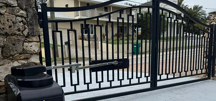 Swing Gate Opener with Keypad Boone