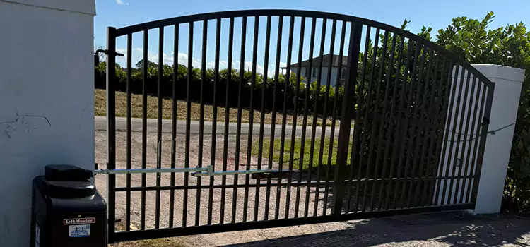 Driveway Fence Repair Boone