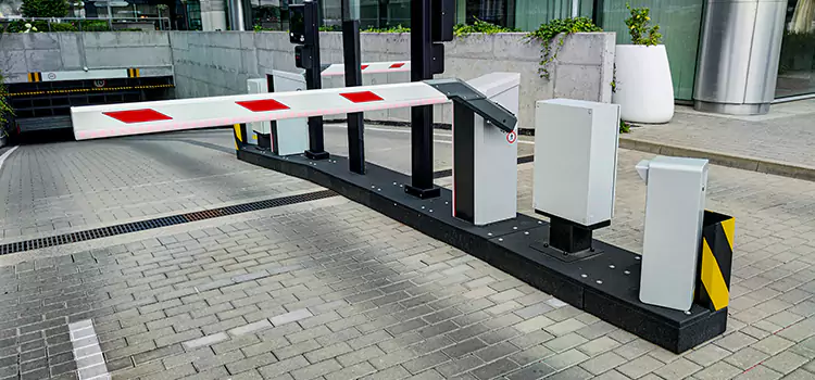 Custom Gate Design & Integration Boone